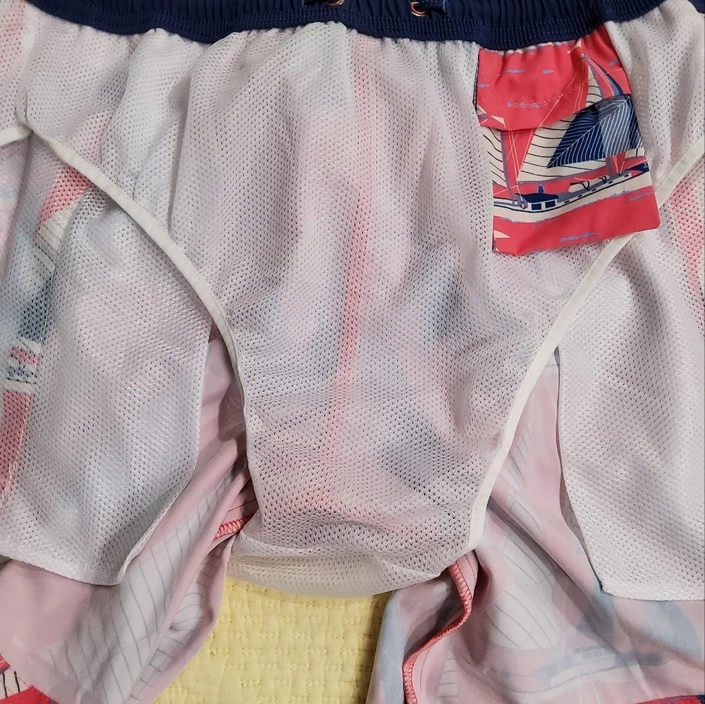 Vineyard Vines Swim Shorts Size S